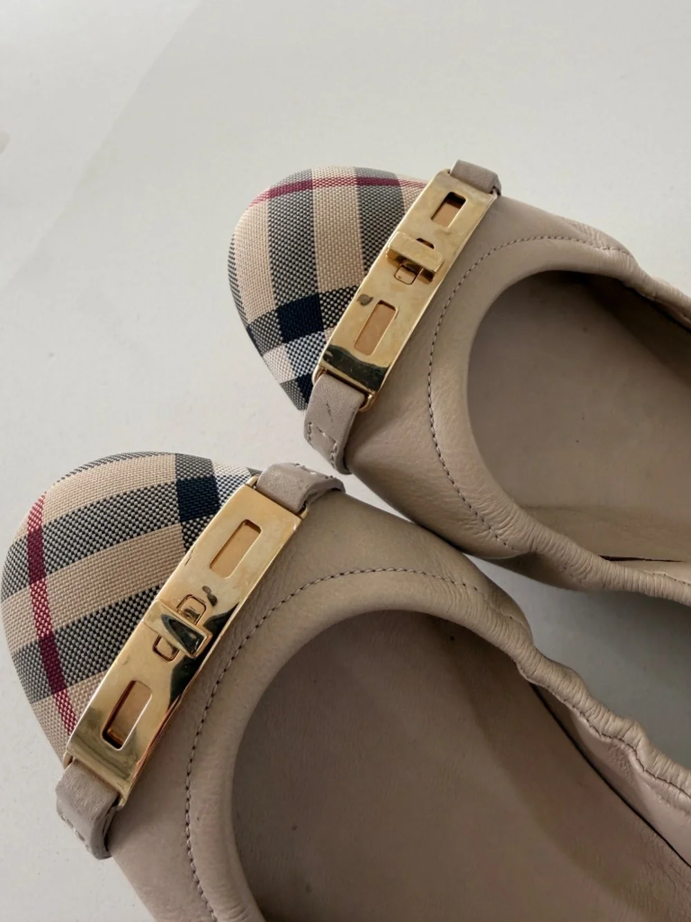 Burberry Nova Check Pattern Leather Ballet Flats in Nude, Women's IT 38 - Picture 2 of 5